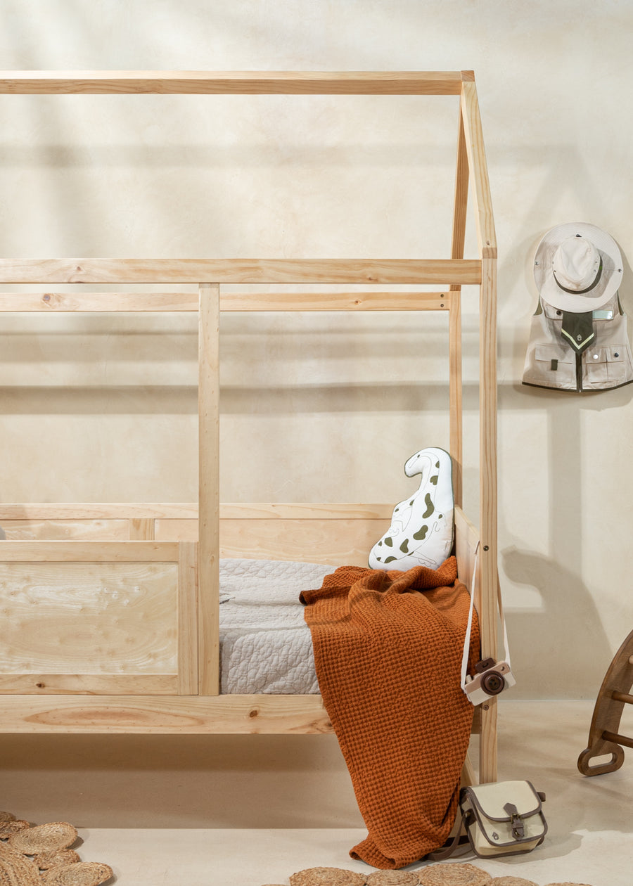 House bed with rails - Natural wood
