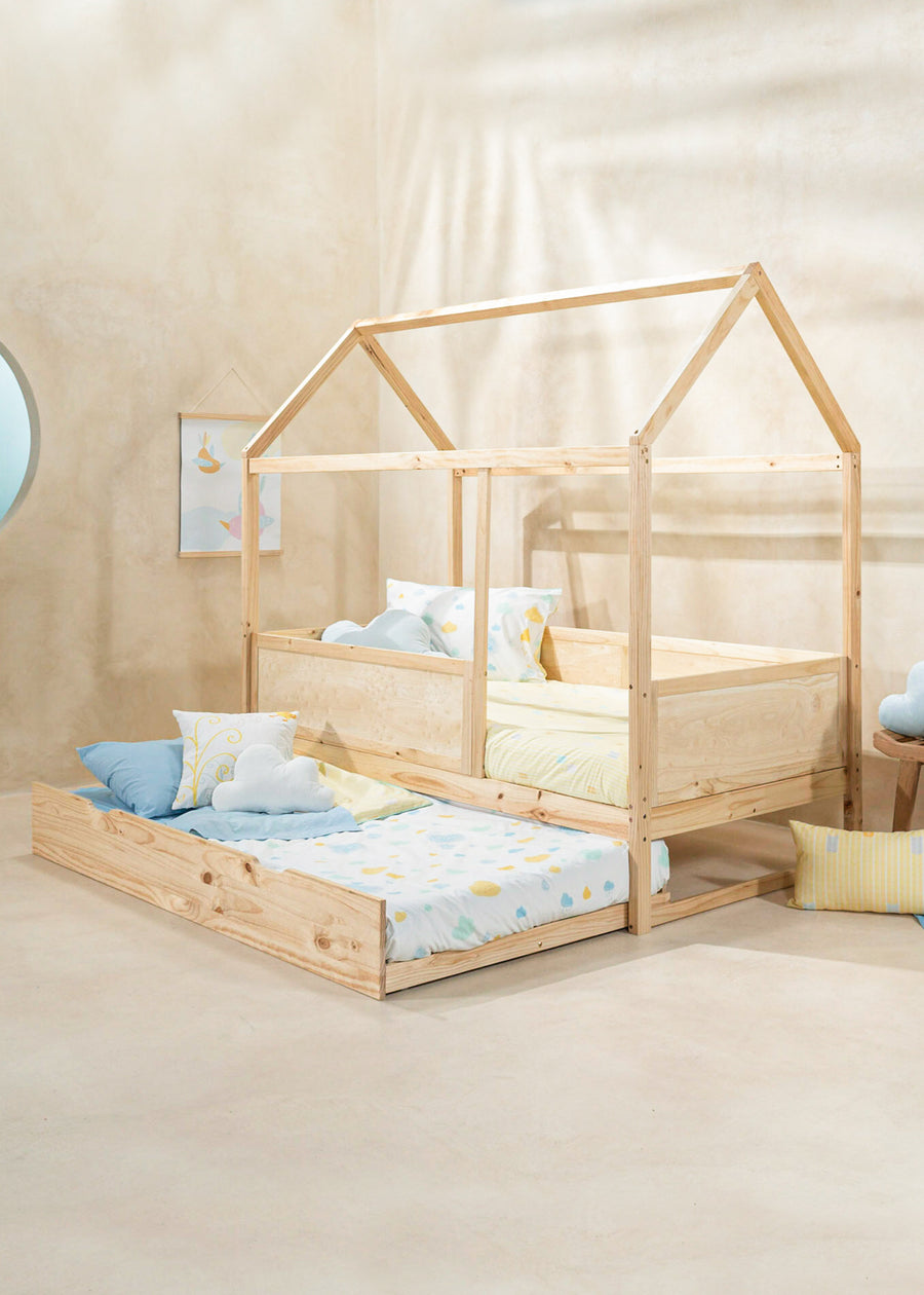 House bed with rails  & trundle bed - Natural wood